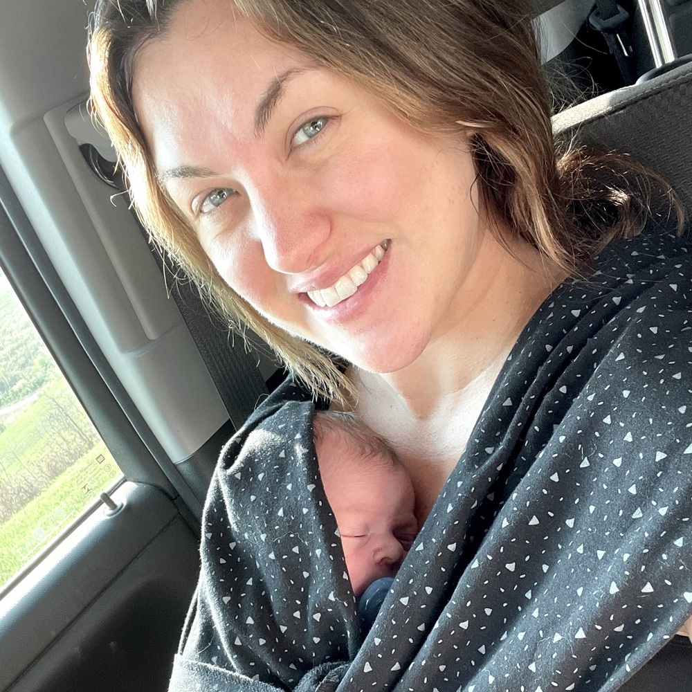 New mom looking to pass on my favorite items ♥️